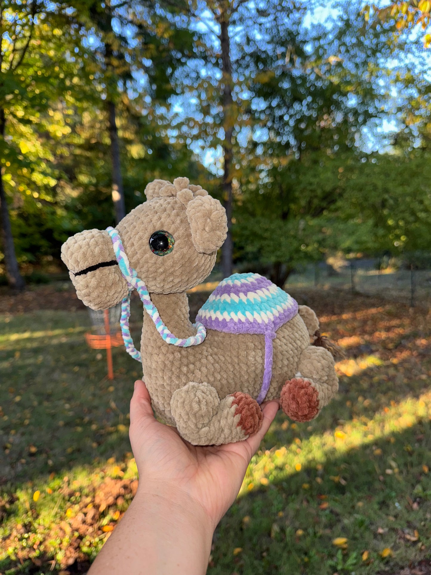 Crochet camel with saddle