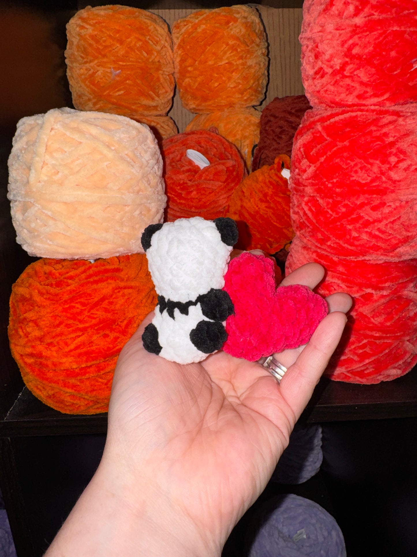 Pocket love panda