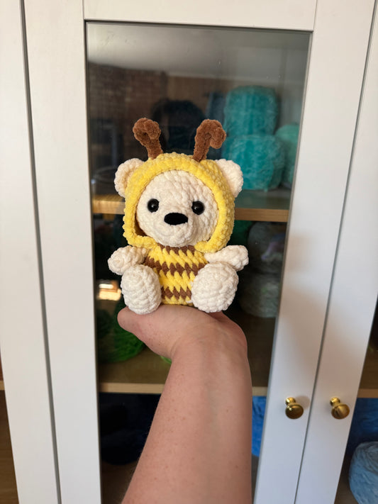 Buzzzy bear