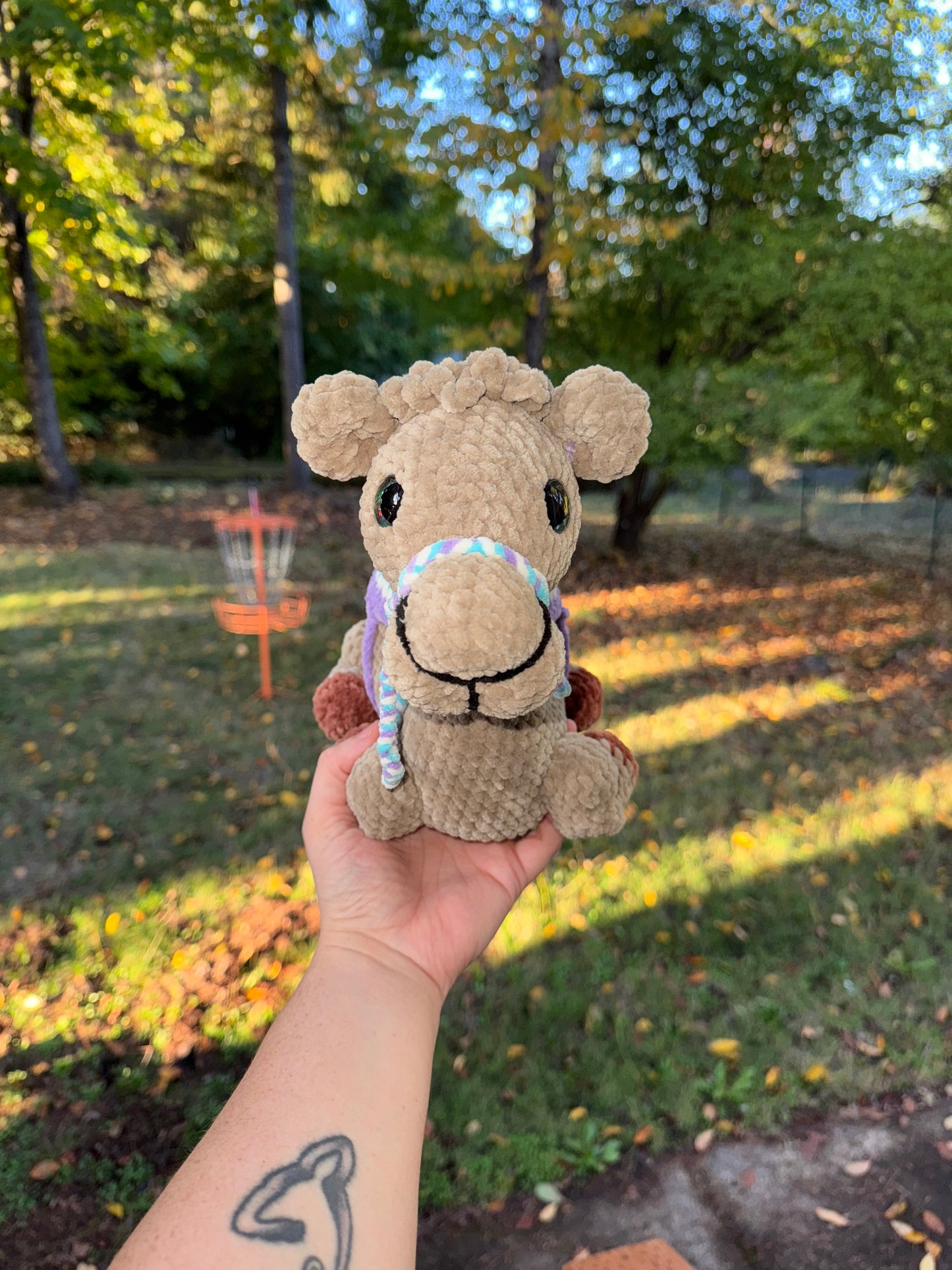 Crochet camel with saddle